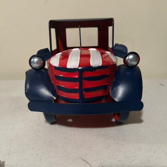 New Americana decorative Truck - Picture 5 of 10